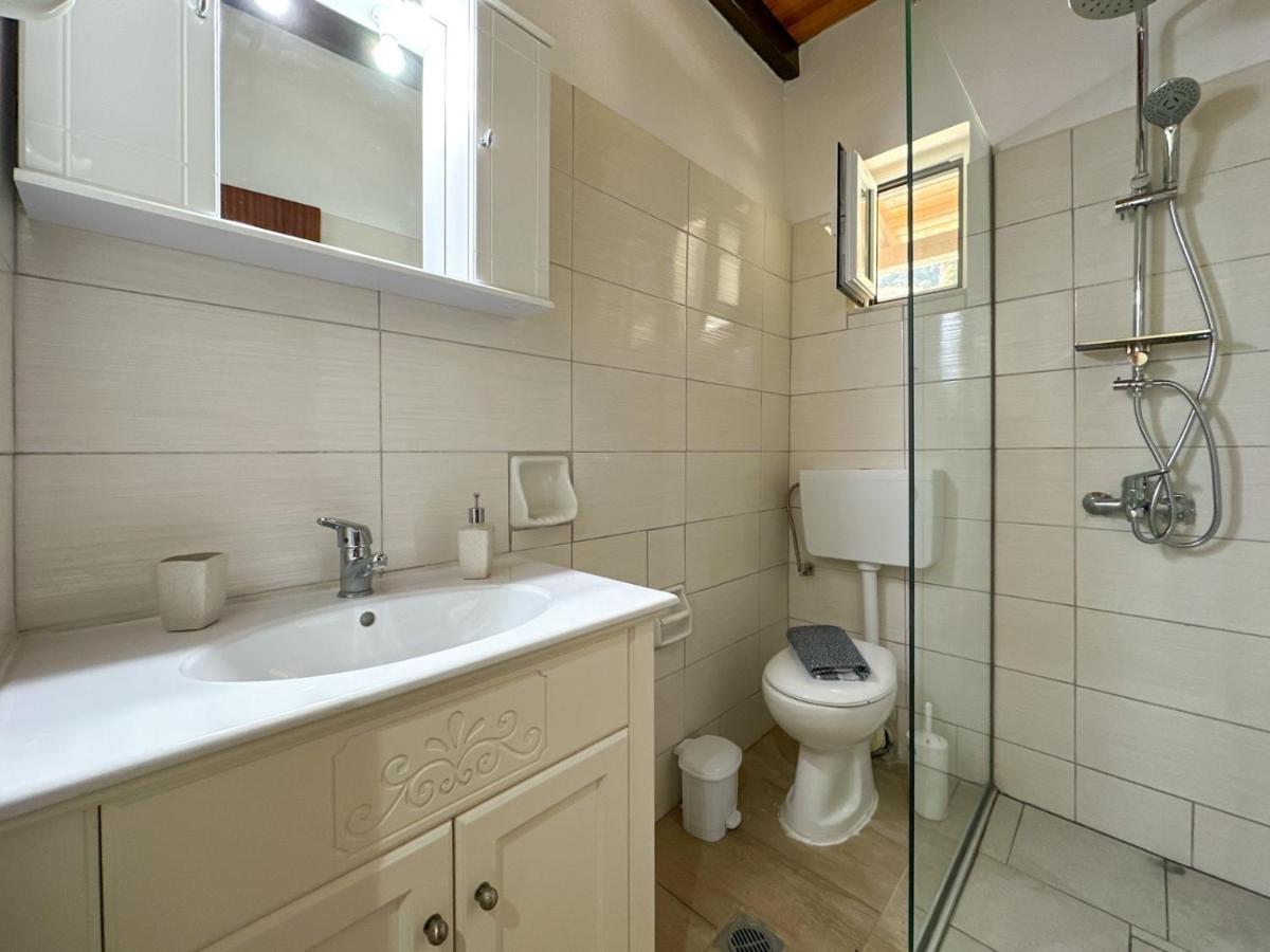 Barbara house Apartment Doukades Bagian luar foto