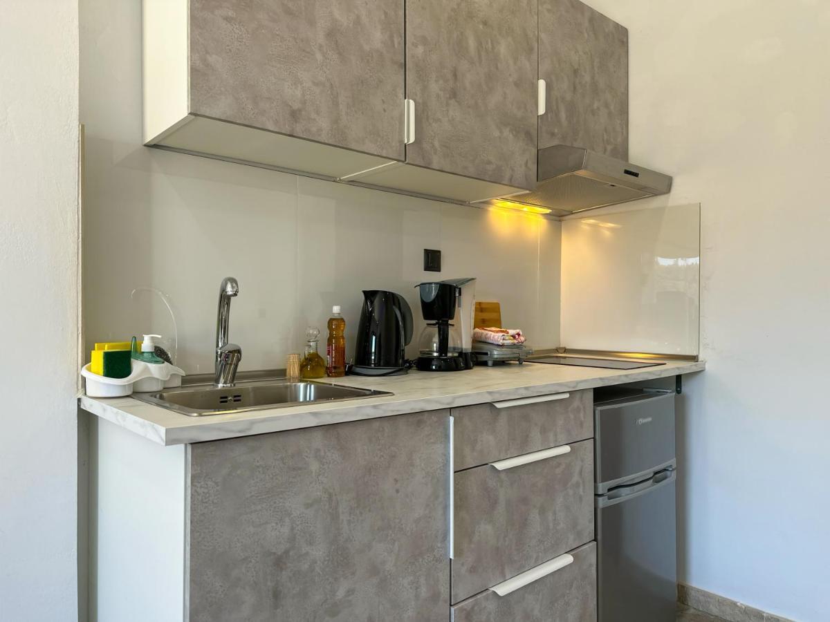 Barbara house Apartment Doukades Bagian luar foto